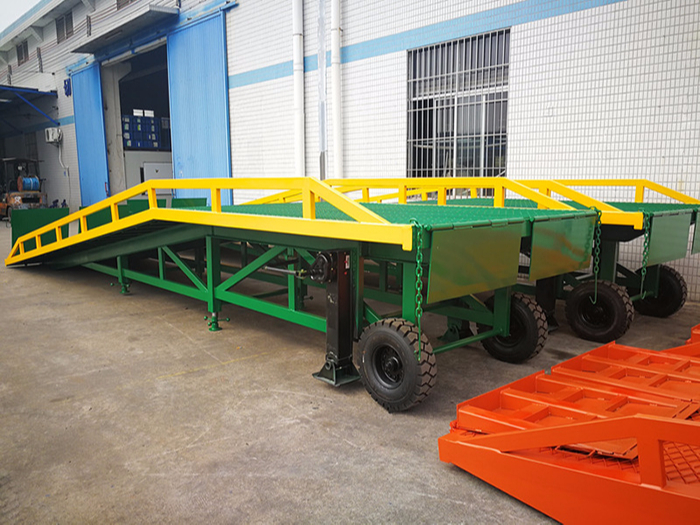 怎么選擇合適的移動(dòng)式登車(chē)橋
